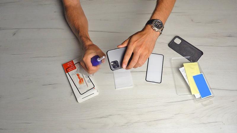 Наклеим защитное стекло бесплатно